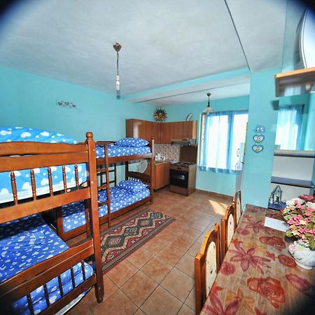 Pemaj Hostel Shkodra Szoba fotó