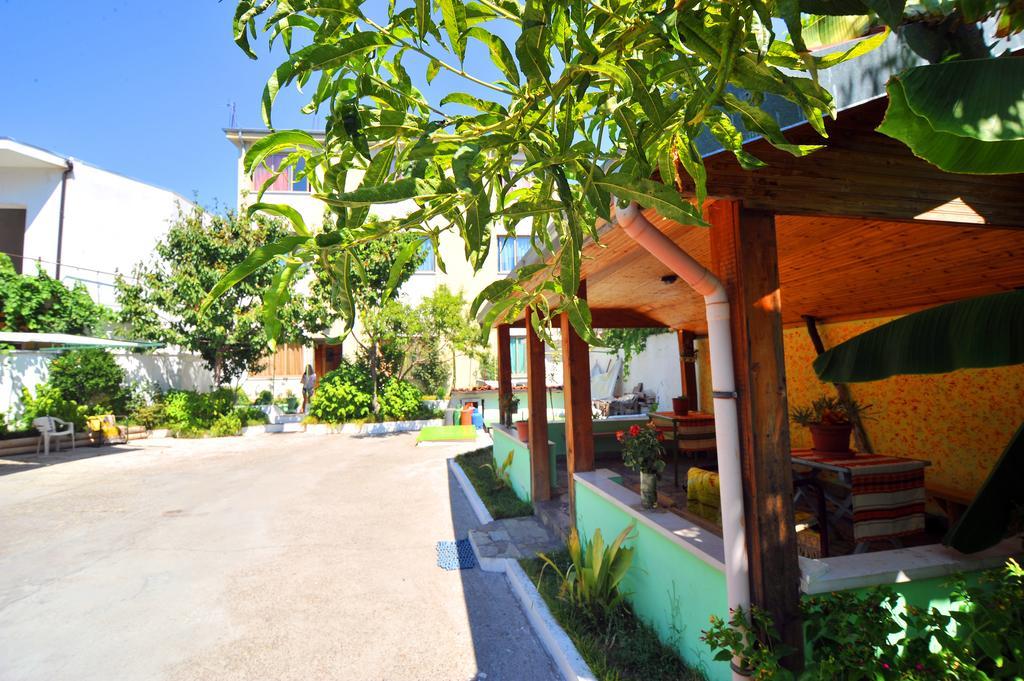 Pemaj Hostel Shkodra Kültér fotó