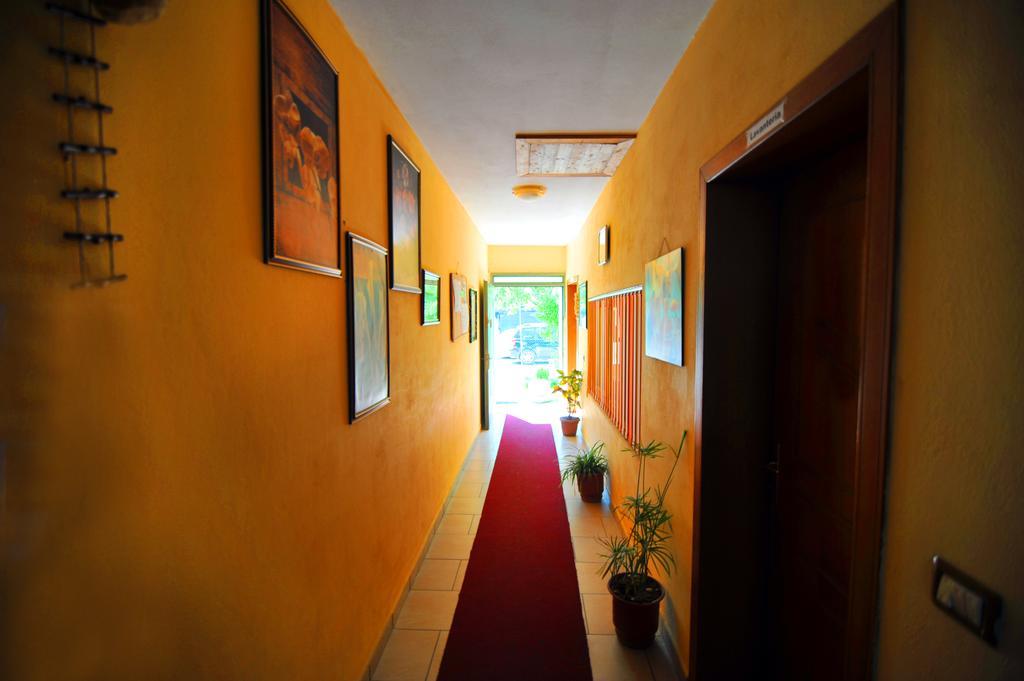 Pemaj Hostel Shkodra Kültér fotó
