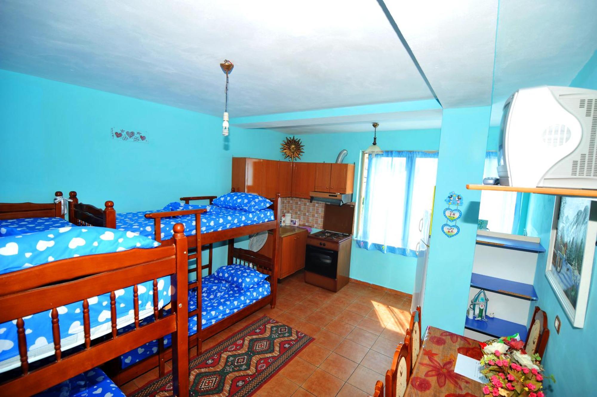 Pemaj Hostel Shkodra Szoba fotó